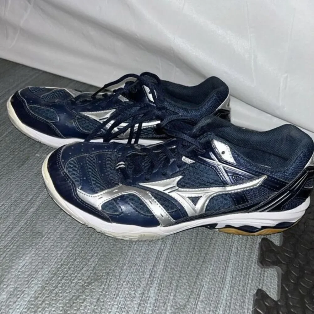 Mizuno Wave Spike 13 Running Volleyball Shoes Women's 9 Navy‎ & Silver & White